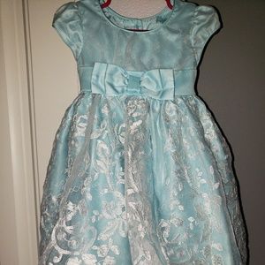 Little girls party dress